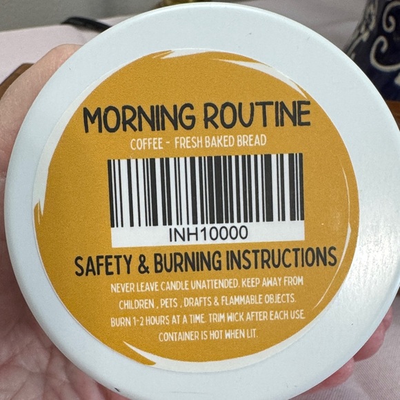 Morning Routine Candle - Picture 3 of 4